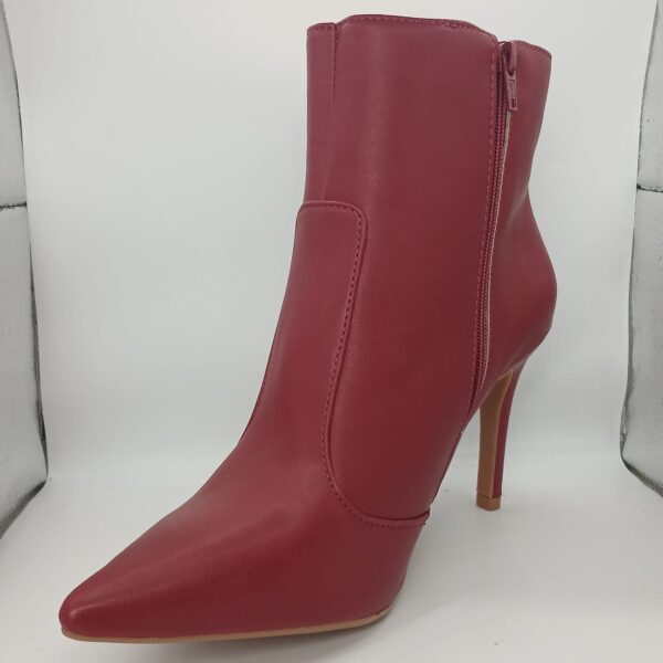 Bota Feminina Couro Bico Fino Zíper - Imagem 2
