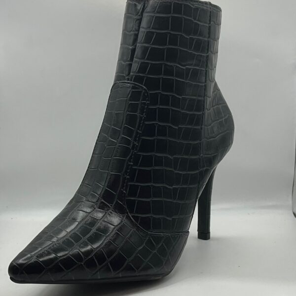 Bota Feminina Croco Bico Fino Zíper