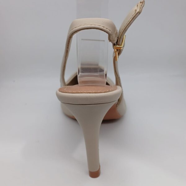 Scarpin Em Couro Slingbank Carmela - Imagem 4